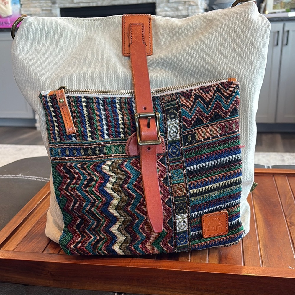 TSD Brand Four Seasons Convertible Backpack